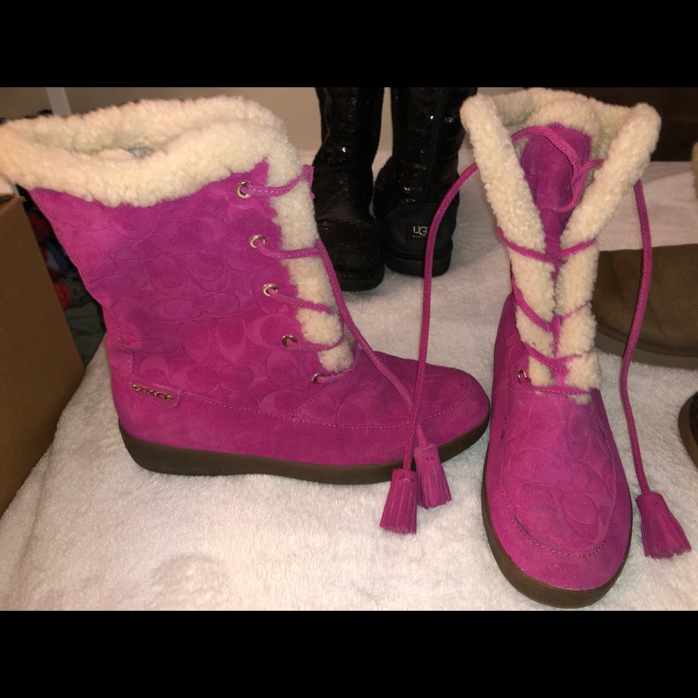 Coach boots